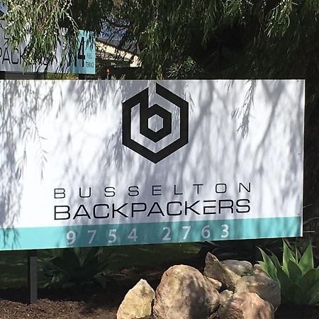 Хостел Bunkers Backpackers Басселтон Экстерьер фото